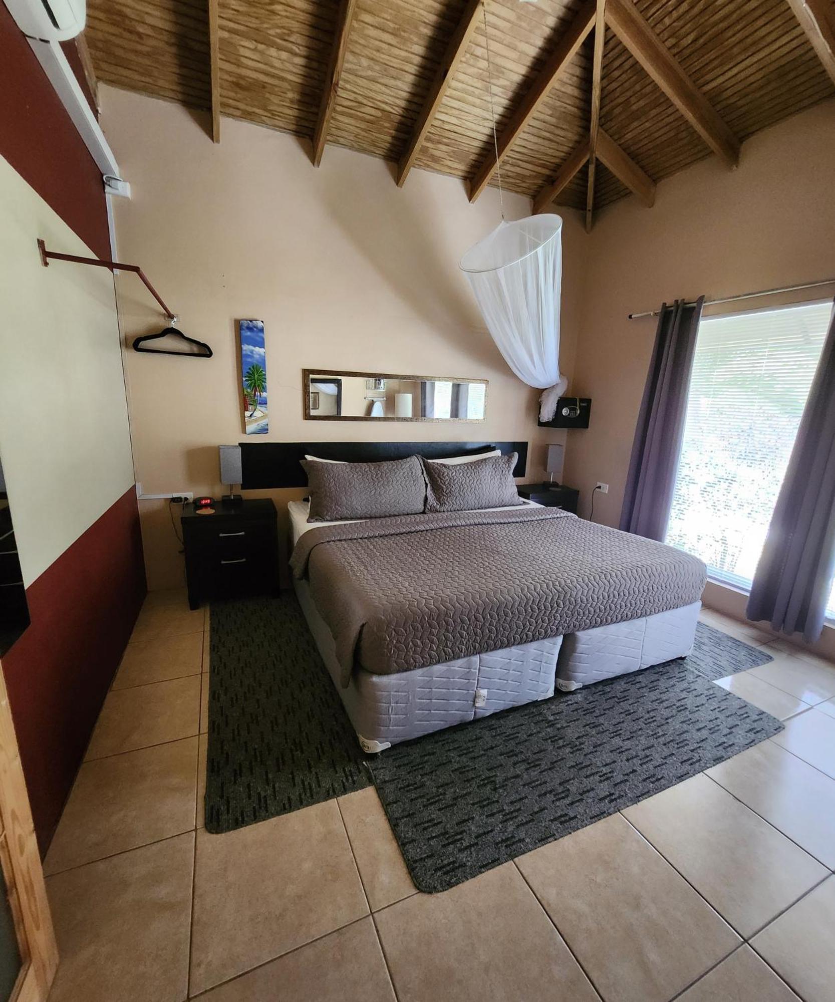 קראון פוינט Carolina Point Resort מראה חיצוני תמונה